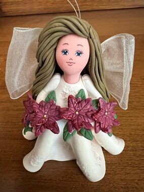 KNEEDED poinsettia angel Spirit of Christmas ornament Pavilion Gift  company